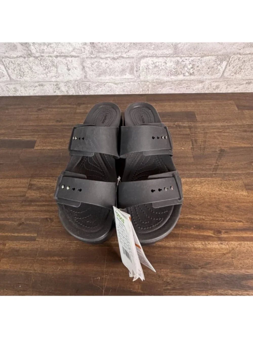 NEW Crocs Women's Brooklyn Buckle Low Wedge Sandals sz 11 5085